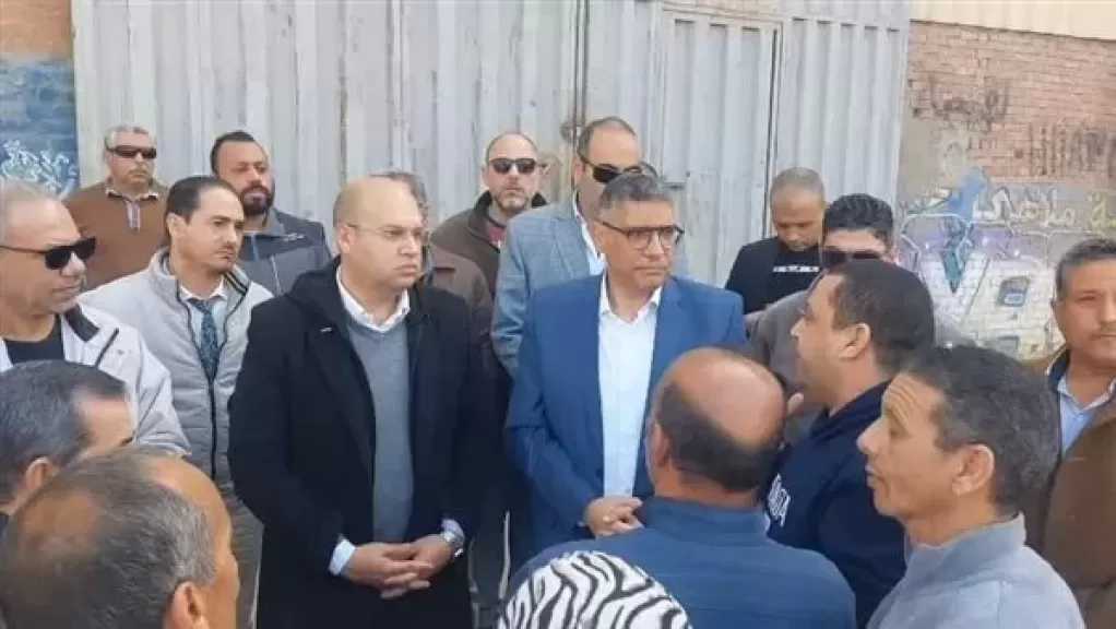 محافظ الجيزة يتفقد جهود تطهير مصرف رشاح أبو عوض بالهرم