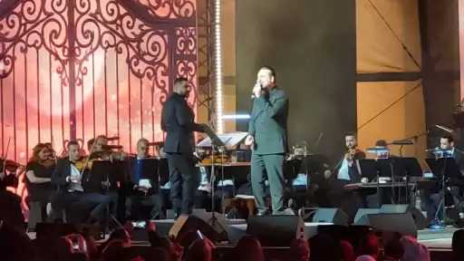 جمهور الأوبرا يحتفي بوائل جسار في حفل عيد الحب.. وأمسية رومانسية كاملة العدد