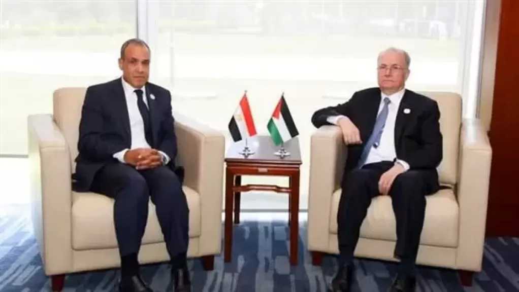 وزير الخارجية يلتقي رئيس وزراء دولة فلسطين على هامش القمة الأفريقية في أديس أبابا