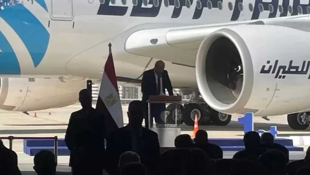 وزير الطيران: مطار القاهرة يسجل رقما قياسيا بوصول 111.200 راكب