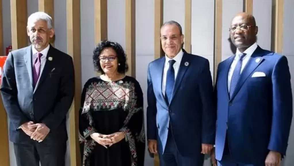 وزير الخارجية يلتقي رؤساء بنكي التصدير والاستيراد الإفريقي والتنمية