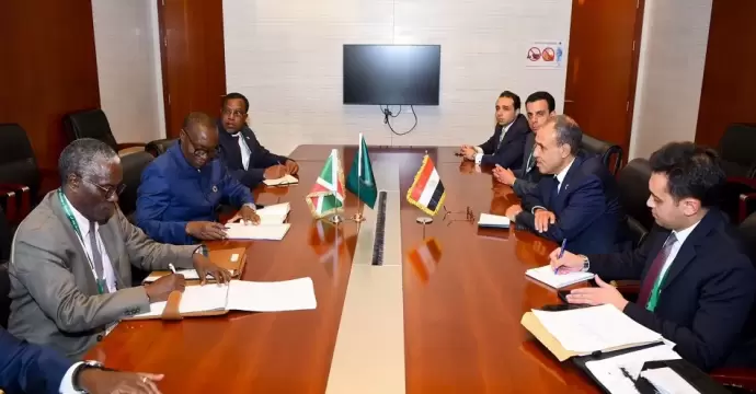 وزير الخارجية يلتقي نظيره البوروندي لبحث سبل تعزيز العلاقات الثنائية