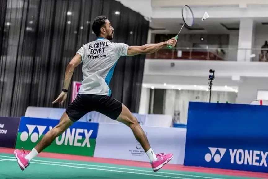 أدهم حاتم يتوج بذهبية بطولة أفريقيا للريشة الطائرة