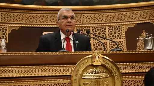 رئيس مجلس الشيوخ يهنئ الرئيس السيسي بمناسبة الذكرى الـ44 لتحرير سيناء