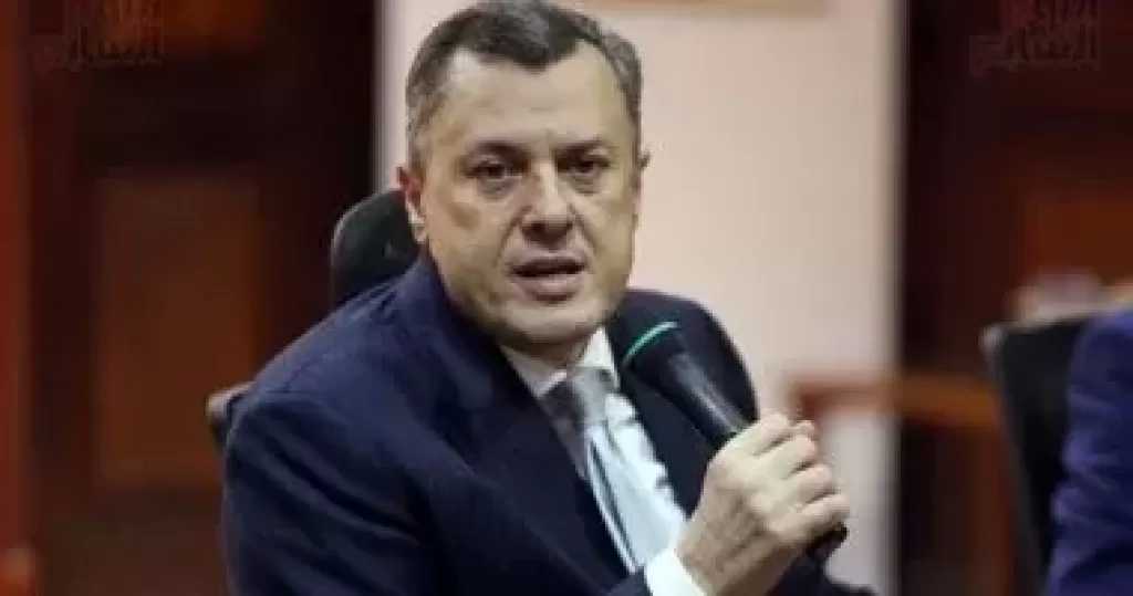 تعيين أحمد عيسى وزير السياحة السابق رئيساً تنفيذياً لبنك أبوظبى الأول مصر