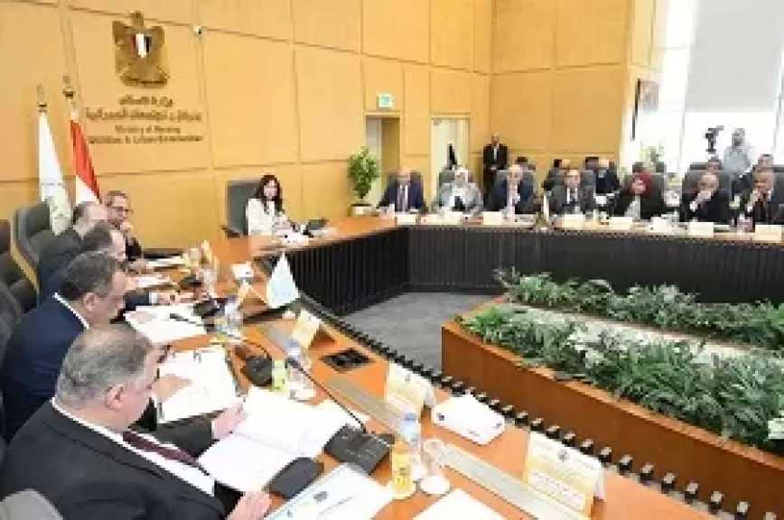 المقاولون العرب تنفذ 66 مشروعا بقيمة 48.3 مليار جنيه خلال عام