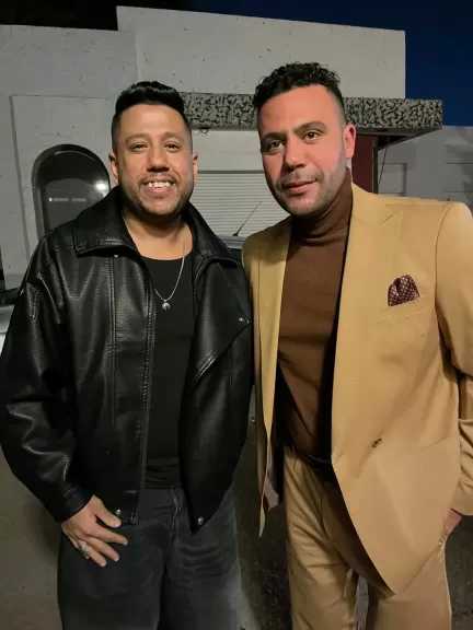 أحمد فيلو يقدم الأغنية الدعائية لمسلسل الكينج لـ محمد عادل إمام