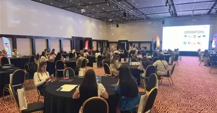 وزارة السياحة تشارك في تنظم ورشة عمل لأكبر 100 وكيل سياحي أوكراني بالغردقة