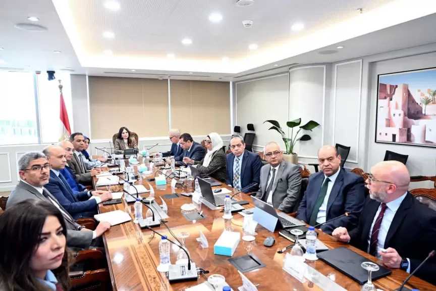 المهندسة راندة المنشاوي تشدد على زيادة معدلات تسليم الوحدات للحاجزين على أعلى مستوى بكافة المشروعات