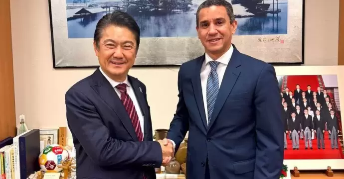 سفير مصر بطوكيو يواصل لقاءاته مع رموز الحزب الليبرالى الديمقراطى الحاكم باليابان