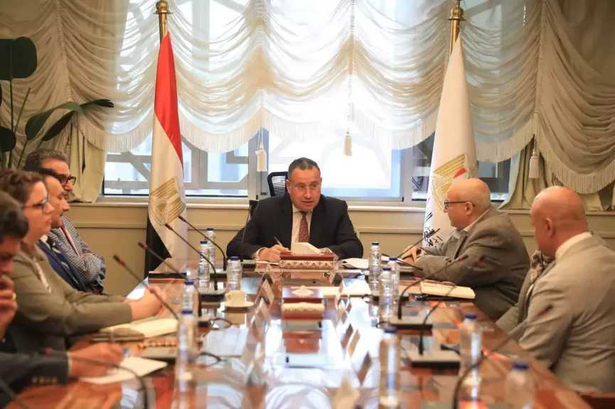 وفد جامعي أمريكي يبحث تعزيز الشراكة التعليمية مع مصر