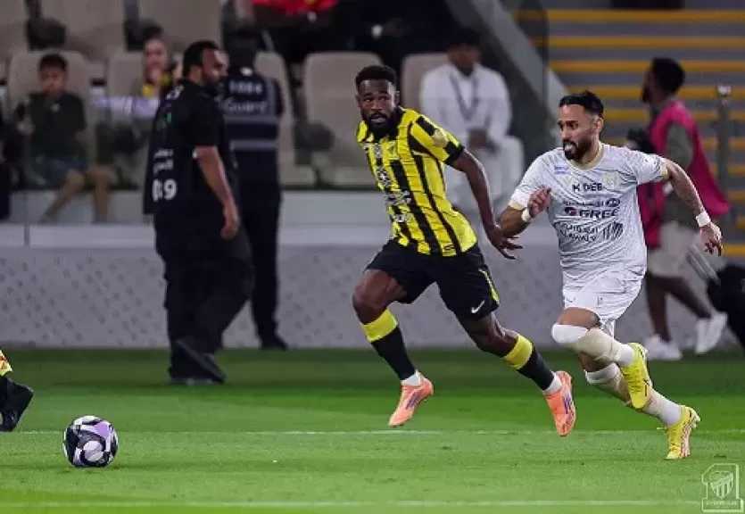 فحص طبي يحسم مصير ديابي في كلاسيكو الاتحاد والهلال