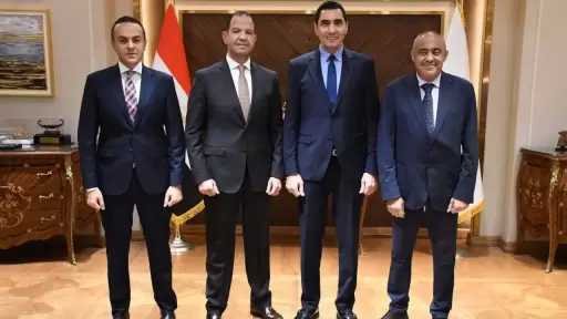 وزير الرياضة يستقبل رئيس المتحدة الرياضية وشركة استادات لبحث التعاون المشترك