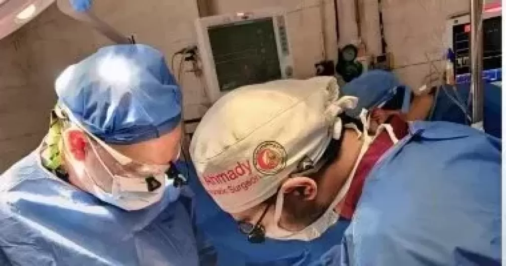 خط أحمر
