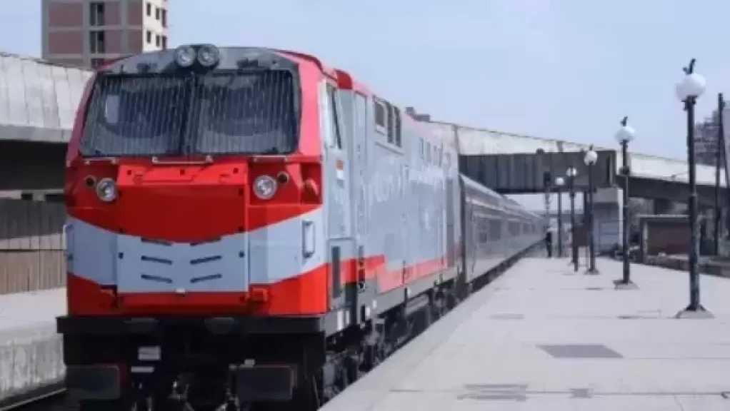 السكة الحديد توجه رسالة مهمة للركاب قبل تطبيق التوقيت الصيفي