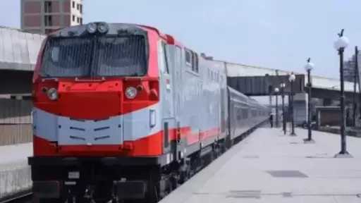 السكة الحديد توجه رسالة مهمة للركاب قبل تطبيق التوقيت الصيفي