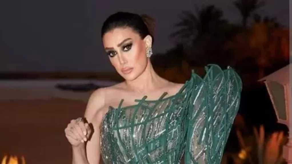 غادة عبدالرازق: ضُربت بعصاية ”الأمن المركزي” في طفولتي.. حزم أهلى صنع شخصيتى