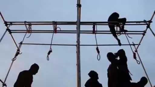 العفو الدولية: 30 شخصا يواجهون أحكاما بالإعدام بعد المظاهرات في إيران