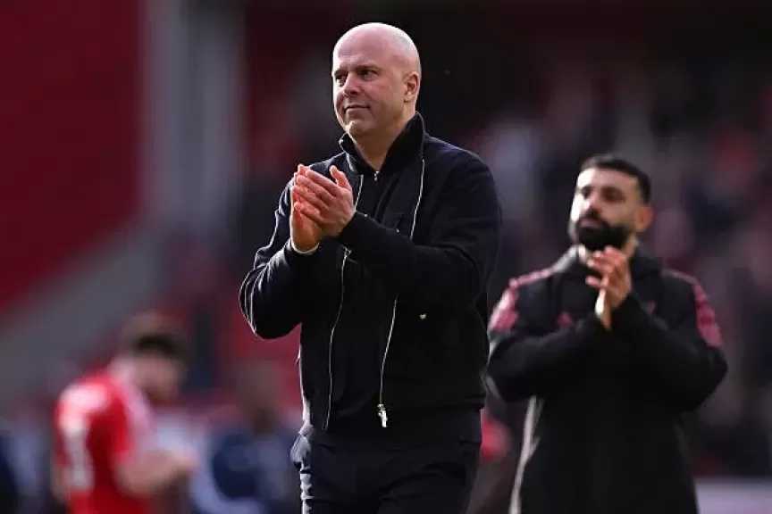 كاراجر: سلوت يستحق الإشادة بعد تدخله الحاسم أمام نوتنجهام فورست