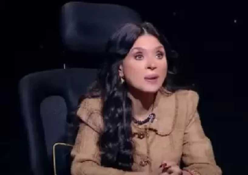 دينا: تزوجت 9 مرات.. وكل من تزوجني طلب مني اعتزال الرقص