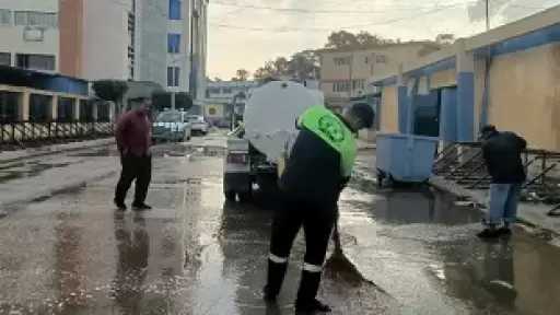 محافظ كفر الشيخ يتابع جهود كسح مياه الأمطار بالمراكز والمدن