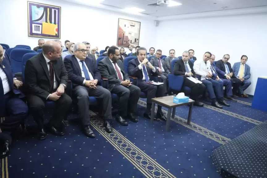 وزير الصحة يعقد اجتماعًا مع اللجنة العليا للشبكة القومية للسكتة الدماغية على هامش افتتاح وحدة بمستشفى العاصمة الجديدة