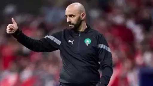 تقارير مغربية: وليد الركراكي يقترب من الرحيل عن تدريب منتخب المغرب