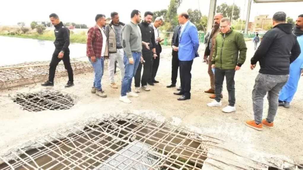 محافظ أسيوط يتفقد تطوير كوبري الحواتكة بمنفلوط ويوجه بتسريع التنفيذ مع الالتزام بمعايير الأمان