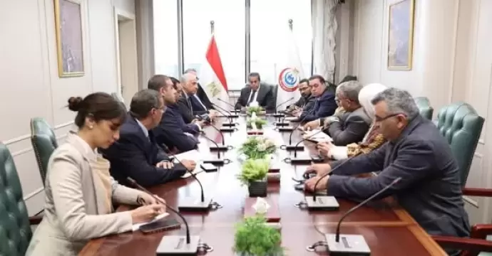 تفاصيل تشغيل أول روبوت جراحي بمستشفى معهد ناصر