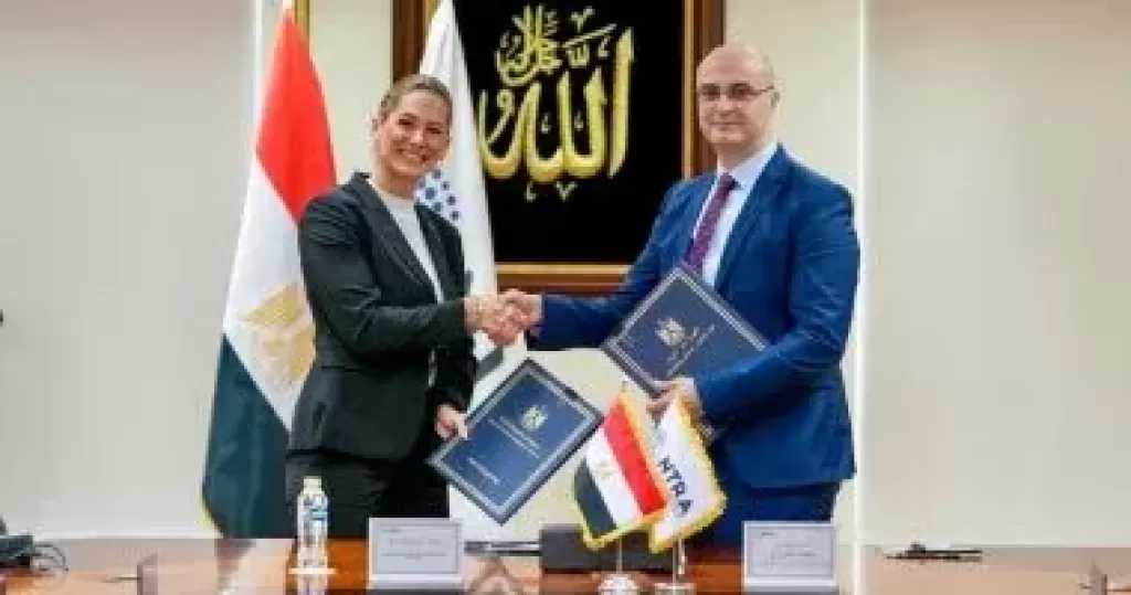 جهاز الاتصالات يمنح مرسيدس بنز تراخيص ”إنترنت الأشياء” للسيارات