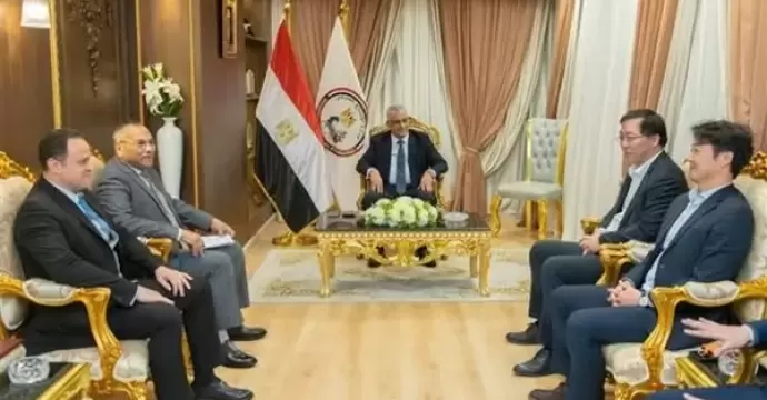 وزير الدولة للإنتاج الحربي يستقبل وفد شركة ”Hanwha” الكورية الجنوبية