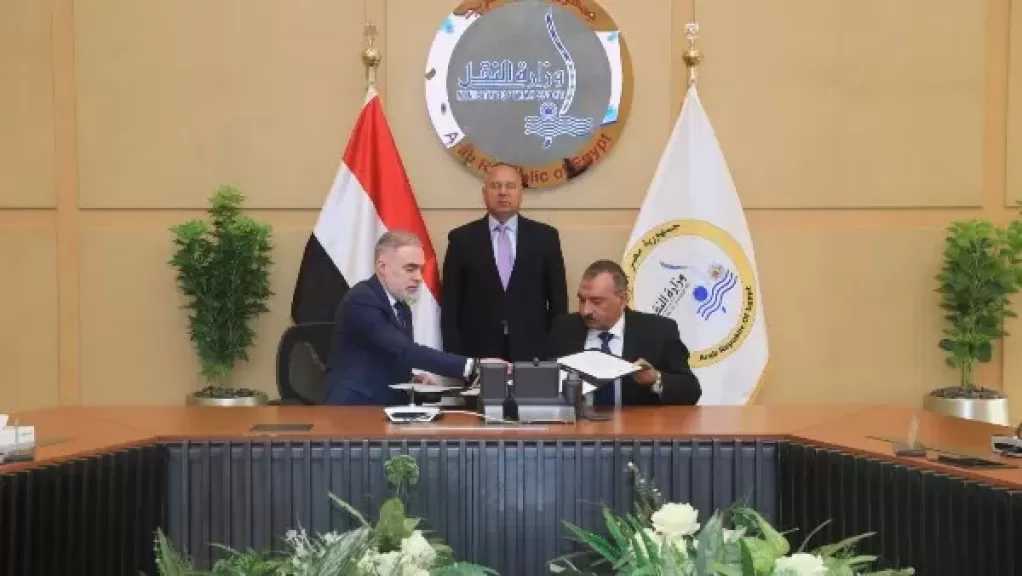 الوزير يشهد توقيع بروتوكول تعاون لإنشاء شركة لإدارة وتشغيل سفن تجارية تعمل بين موانئ مصر ودول شرق أفريقيا