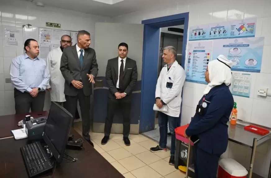 محافظ جنوب سيناء يتفقد مستشفى شرم الشيخ الدولي