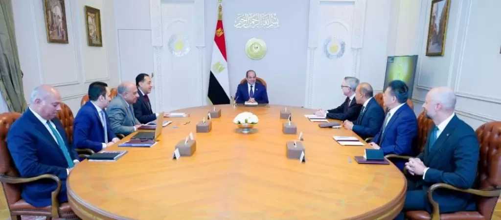 السيسي يبحث مع قيادات سكاتك وإنفجين إنرجي تعزيز الاستثمارات في الطاقة المتجددة وتوطين التكنولوجيا بمصر
