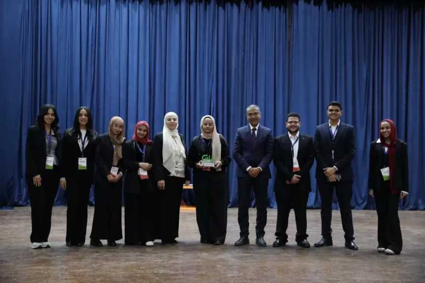 جامعة الجلالة تنظم المؤتمر الطلابي البحثي الأول (GSRC) |صور