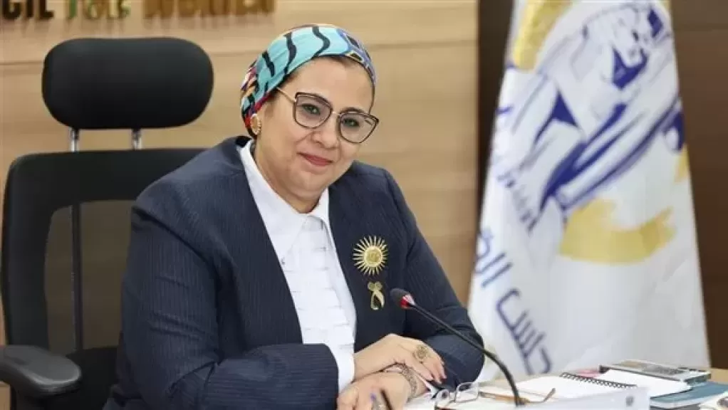 المستشارة أمل عمار تهنئ المستشار محمود حلمي الشريف لتوليه منصب وزير العدل