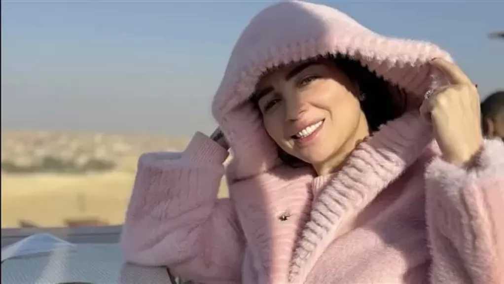 تفاصيل تطوات الحالة الصحية للفنانة مي عز الدين