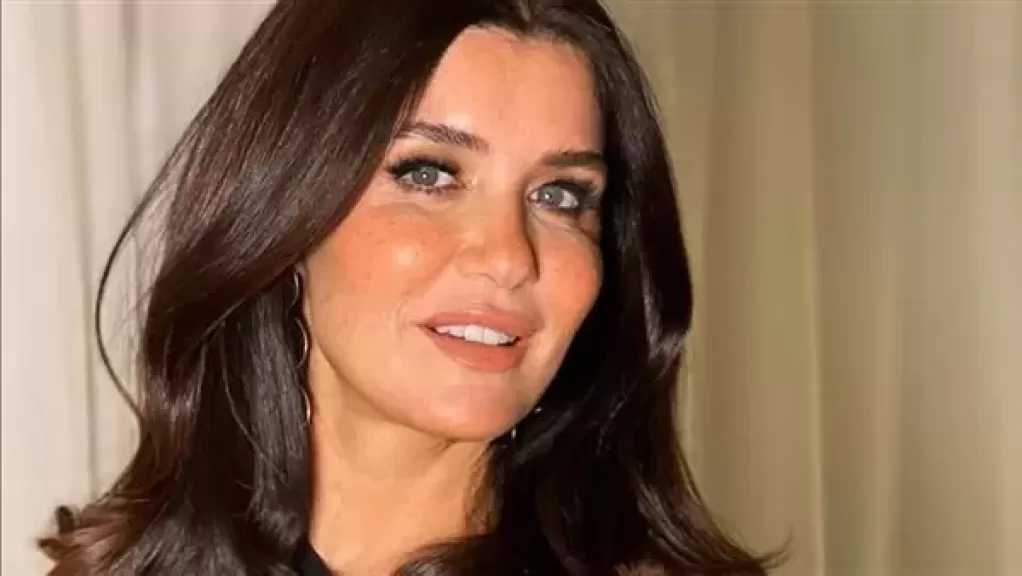 رامز عن طلاق غادة عادل: كانت حياتها زي اللوز وهي ما صدقت