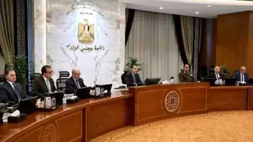 تعرف على جهود الدولة وإجراءاتها الاحترازية لتأمين السوق المحلية للوقود والسلع الاستراتيجية