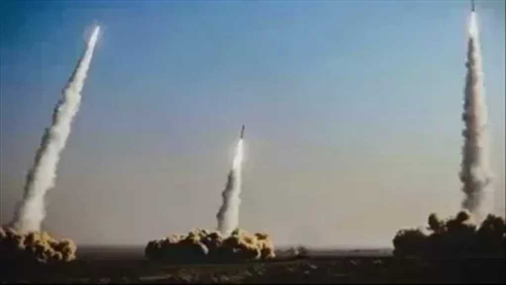 الحرس الثوري الإيراني: بدء هجوم على إسرائيل والقواعد الأمريكية في المنطقة