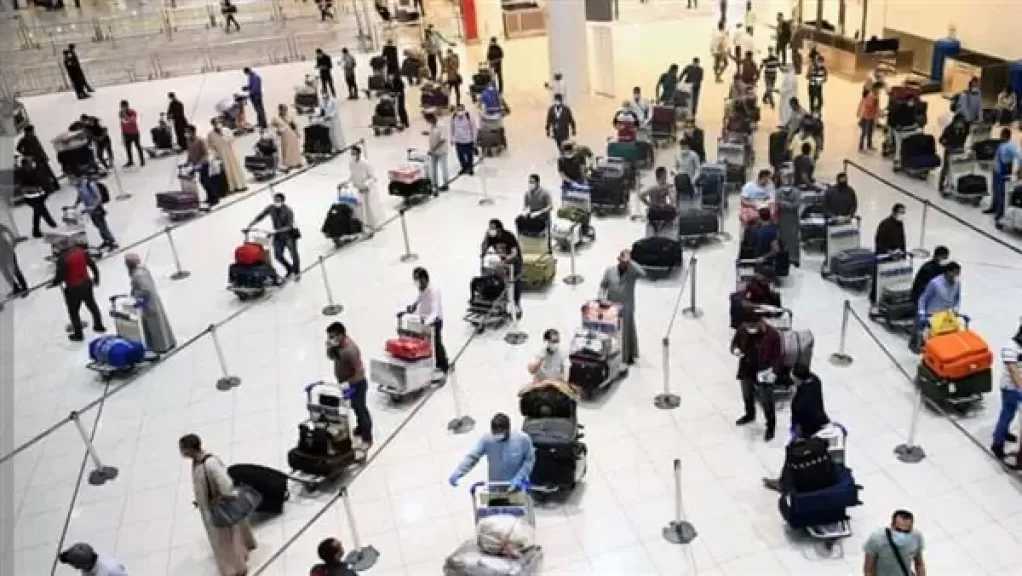 سفارة مصر بأبوظبي تدعو المواطنين لتوخي الحذر وتعلن رقمًا للطوارئ