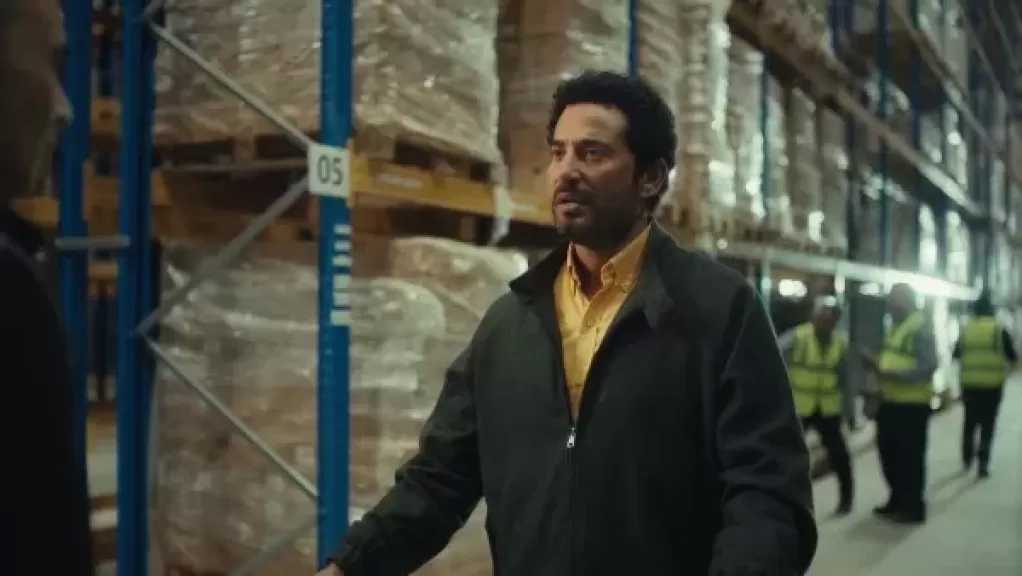 مسلسل إفراج الحلقة 11.. عمرو سعد ينقذ نجله وابنة عمه ويُحذّر حاتم صلاح