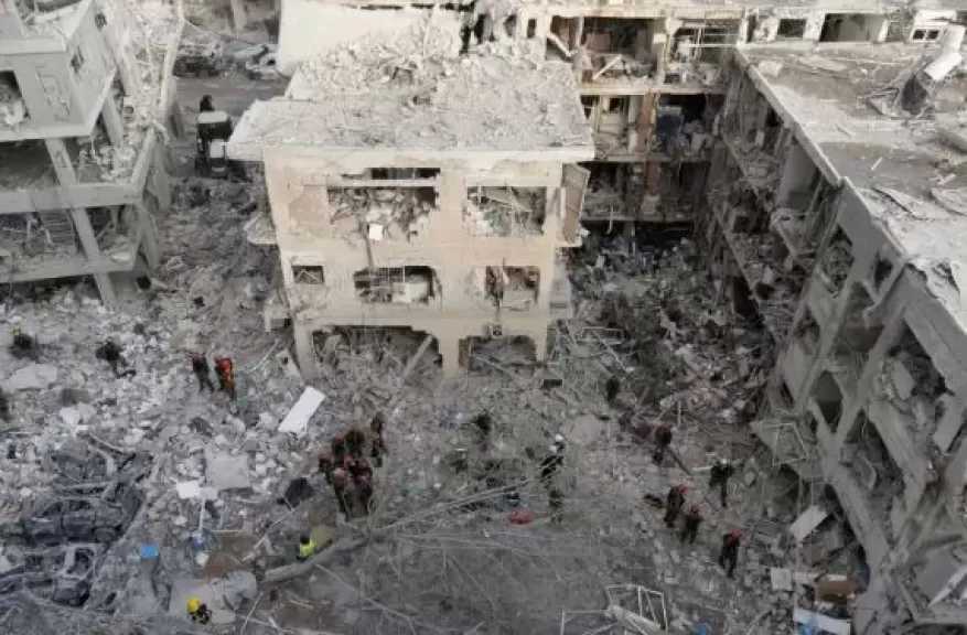 أضرار في مجمع يضم السفارة الإسرائيلية بأبوظبي جراء شظايا درونز إيرانية