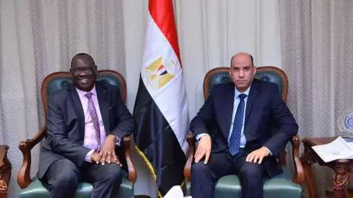 وزير العمل لنظيره الجنوب سوداني: مصر تفتح ذراعيها للأشقاء لتعزيز التعاون المشترك