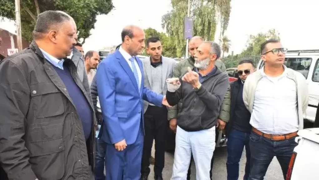 محافظ أسيوط يتفقد محيط موقفي نزلة عبداللاه والأزهر لحل الاختناقات المرورية