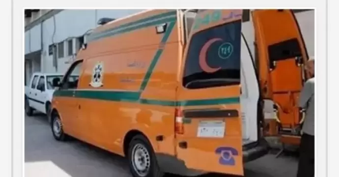 إصابة 13 شخصا في تصادم ميكروباص وسيارة نقل بالعاشر من رمضان