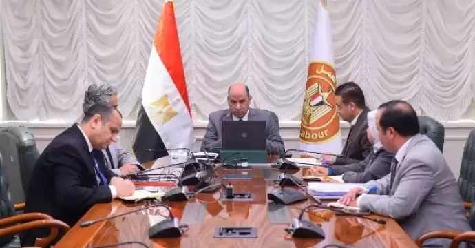 وزير العمل: تكثيف التفتيش على المناطق الصناعية وتعزيز التواصل بين طرفي الإنتاج