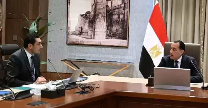 رئيس الوزراء يناقش مع جوهر نبيل محاور العمل المستقبلية لوزارة الشباب