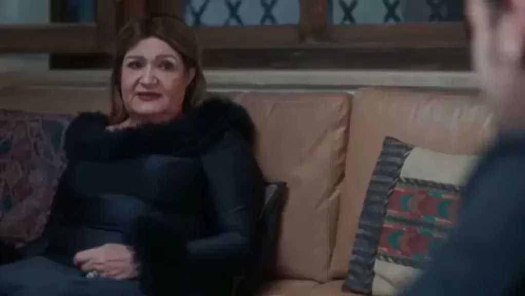 ميمي جمال تشعل أحداث الحلقة 13 من «هي كيميا».. وكمياء تطلب العودة لحجاج بعد الطلاق