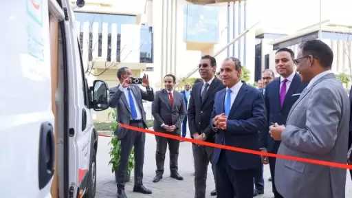 افتتاح وتشغيل مكتب تصديقات متنقل بالعاصمة الجديدة